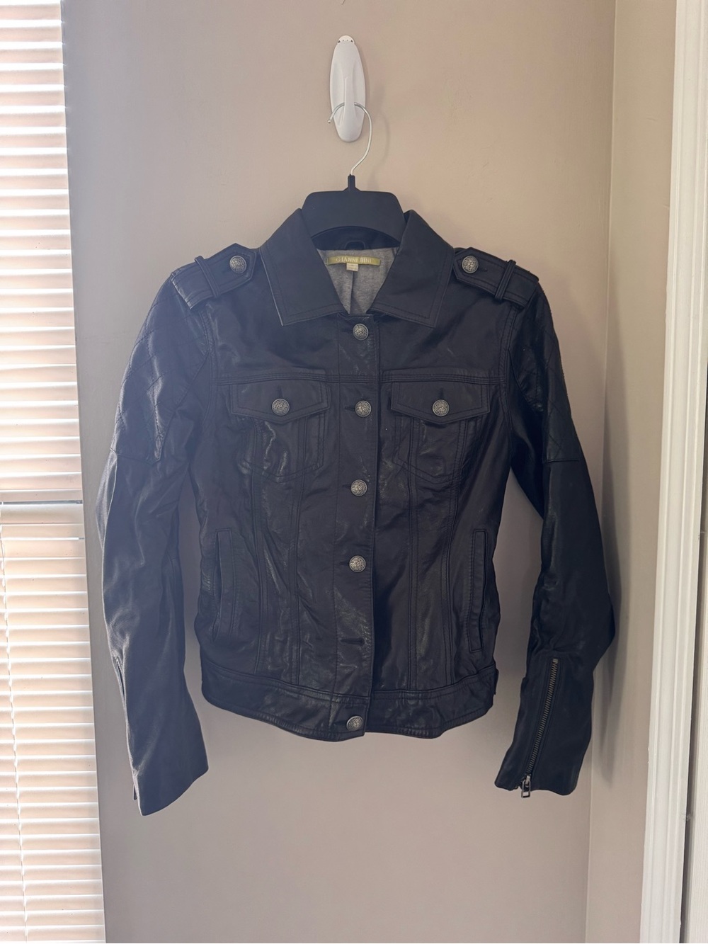 Gianni Bini Genuine Leather Military Moto Trucker Jacket Black Size Small